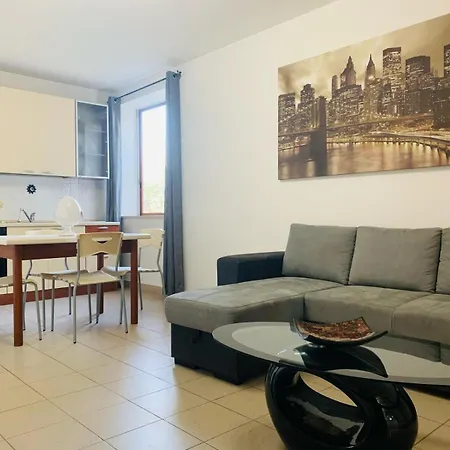 Dimora Isidoro Apartment