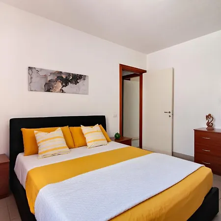 Dimora Isidoro 아파트 산티시도로