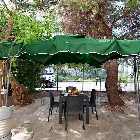 Dimora Isidoro 아파트 *